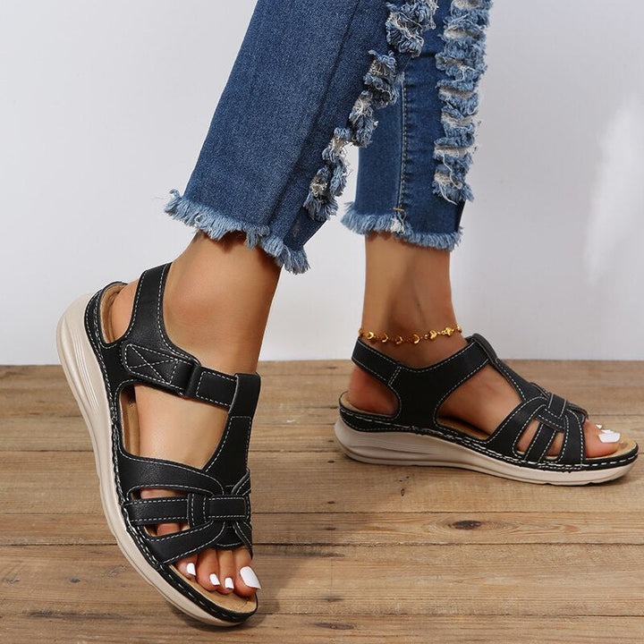 Roam | Cutout T-Bar Orthopedic Sandals
