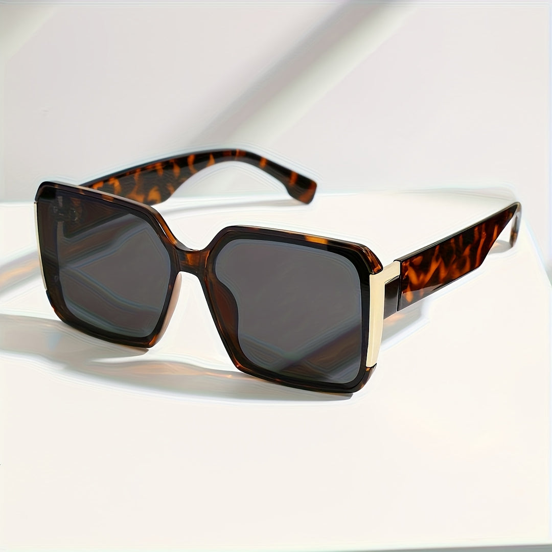 Harriette | Classic Sunglasses