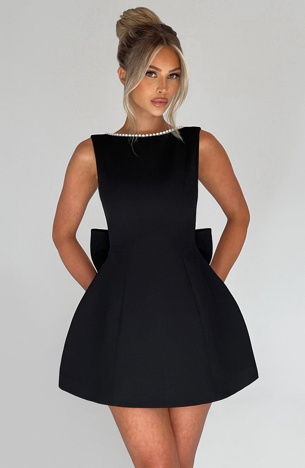 Alura | Women's Pearl Trim Bow Cocktail Mini Dress