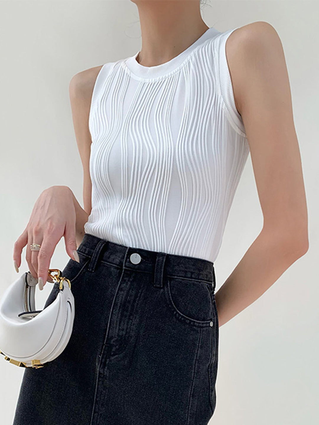 Noelle | Sculpted Ribbed Sleeveless Tank Top