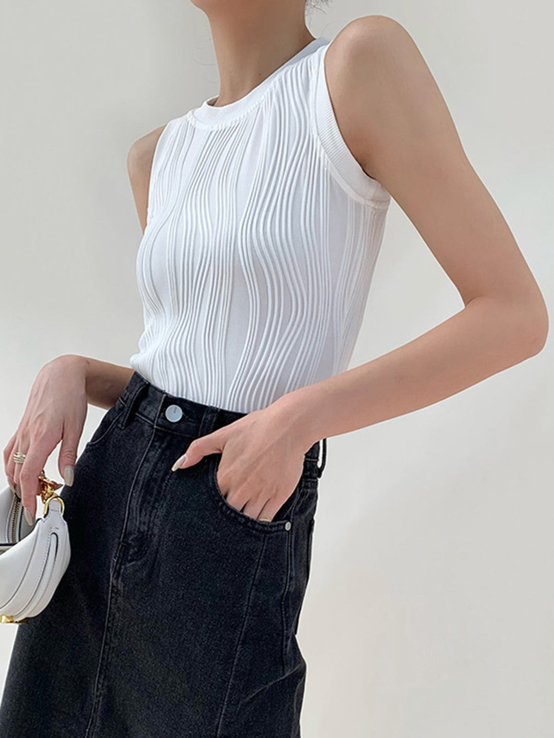 Noelle | Sculpted Ribbed Sleeveless Tank Top