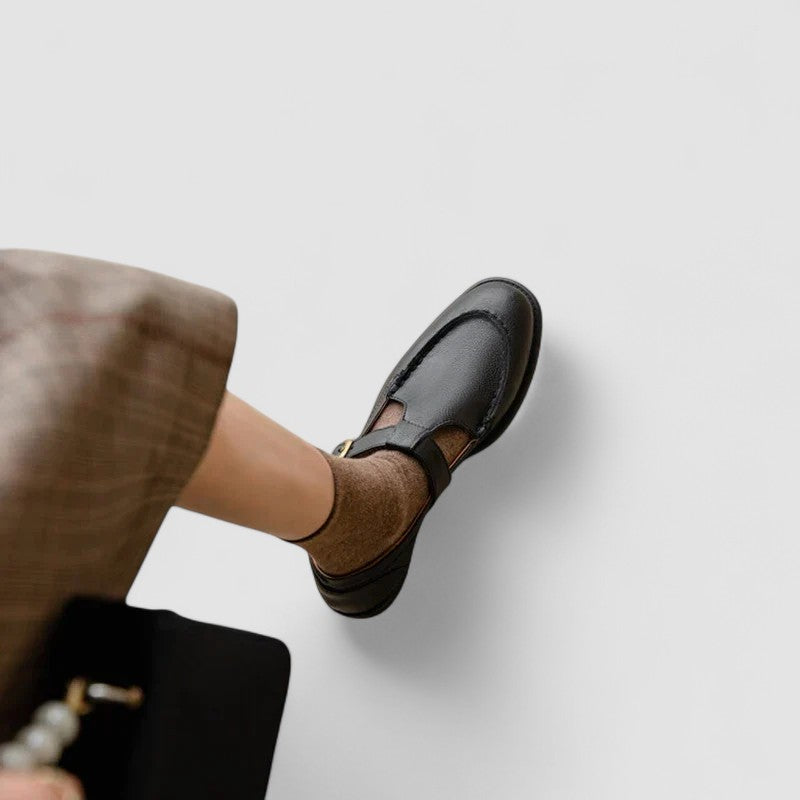 Audrey | T-Bar Buckle Round Toe Mary Jane Flats