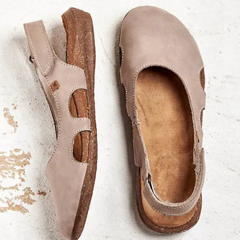 Cora | Cut-Out Slingback Closed Toe Flat Sandals