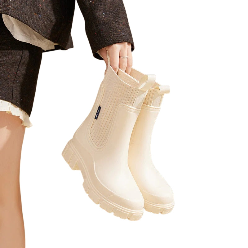 Rainy | Knit Collar Chelsea Pull-On Chunky Ankle Boots