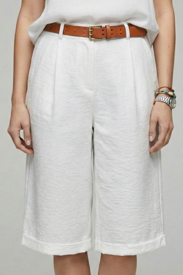 Sorrento | Women's Belted Pleat Front Bermuda Shorts