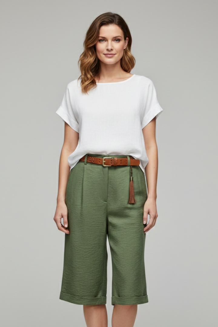 Sorrento | Women's Belted Pleat Front Bermuda Shorts