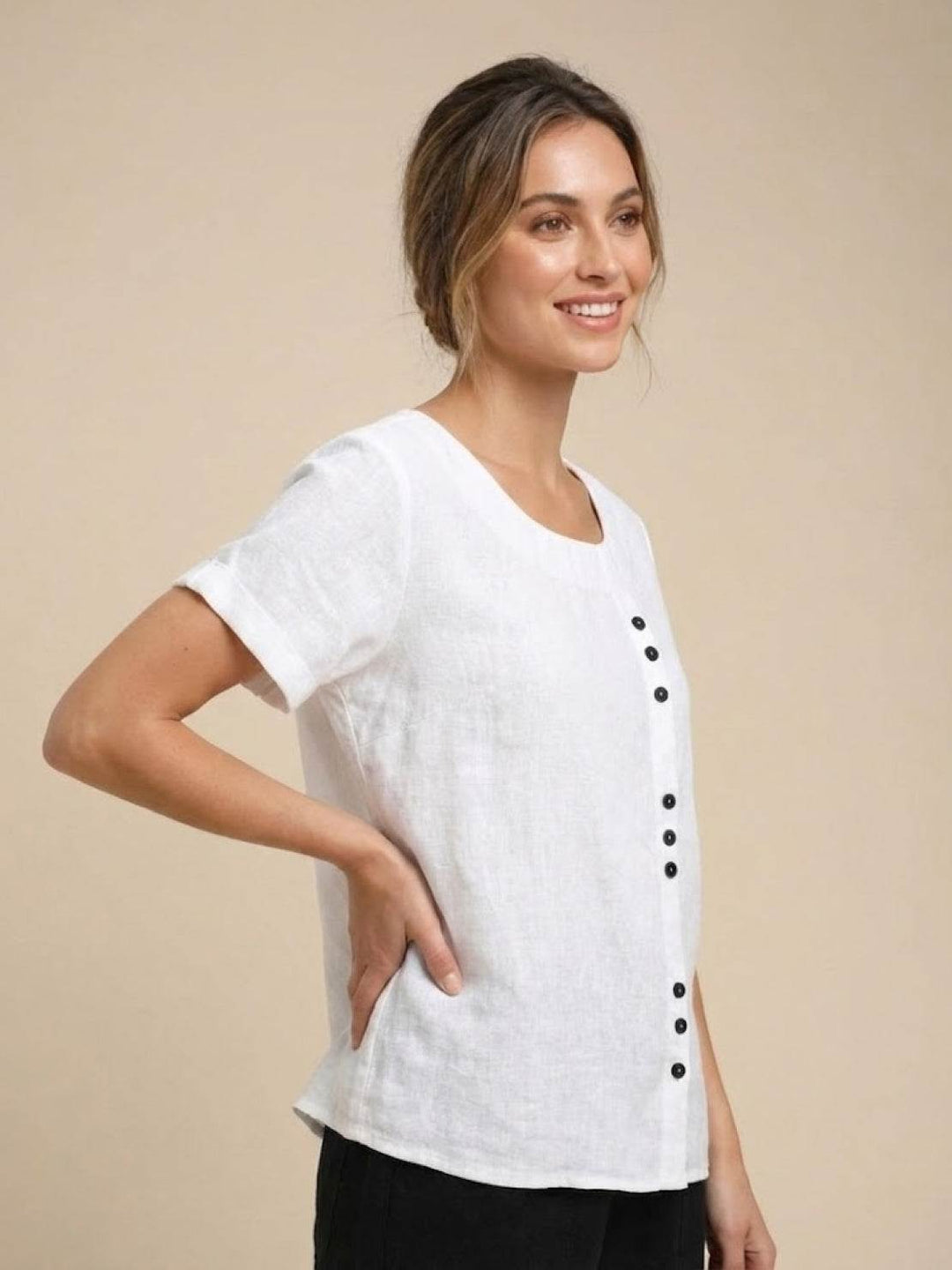 Saoirse | Side-Button Scoop Neck Linen Tunic Blouse