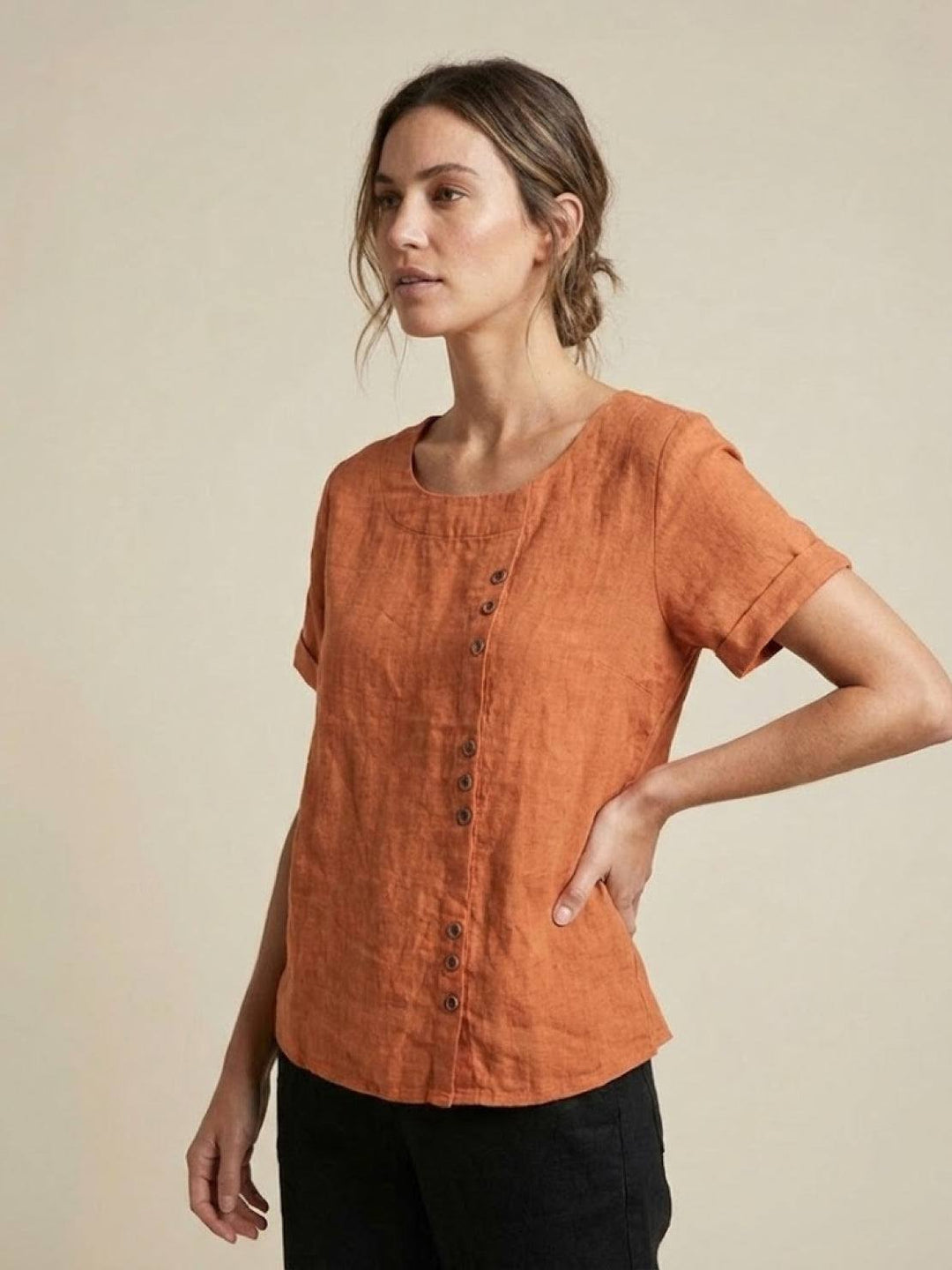 Saoirse | Side-Button Scoop Neck Linen Tunic Blouse