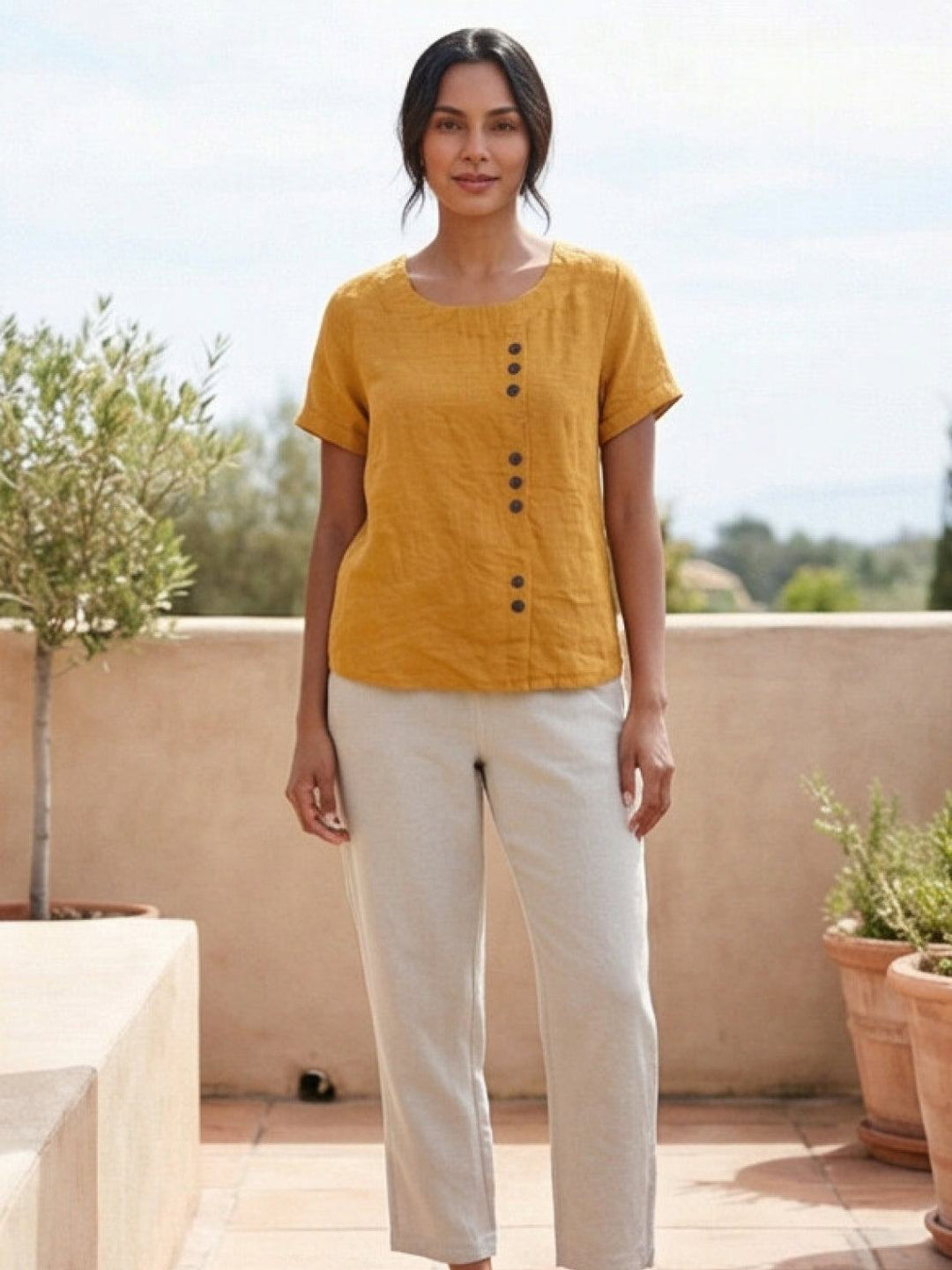 Saoirse | Side-Button Scoop Neck Linen Tunic Blouse