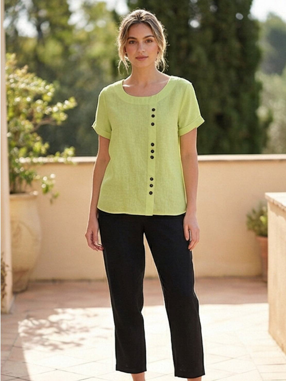 Saoirse | Side-Button Scoop Neck Linen Tunic Blouse